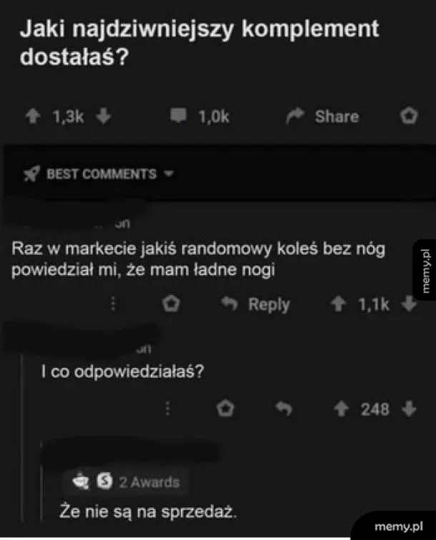 Zrzut ekranu z Reddita z pytaniem o najdziwniejszy komplement i nietypowym dialogiem.